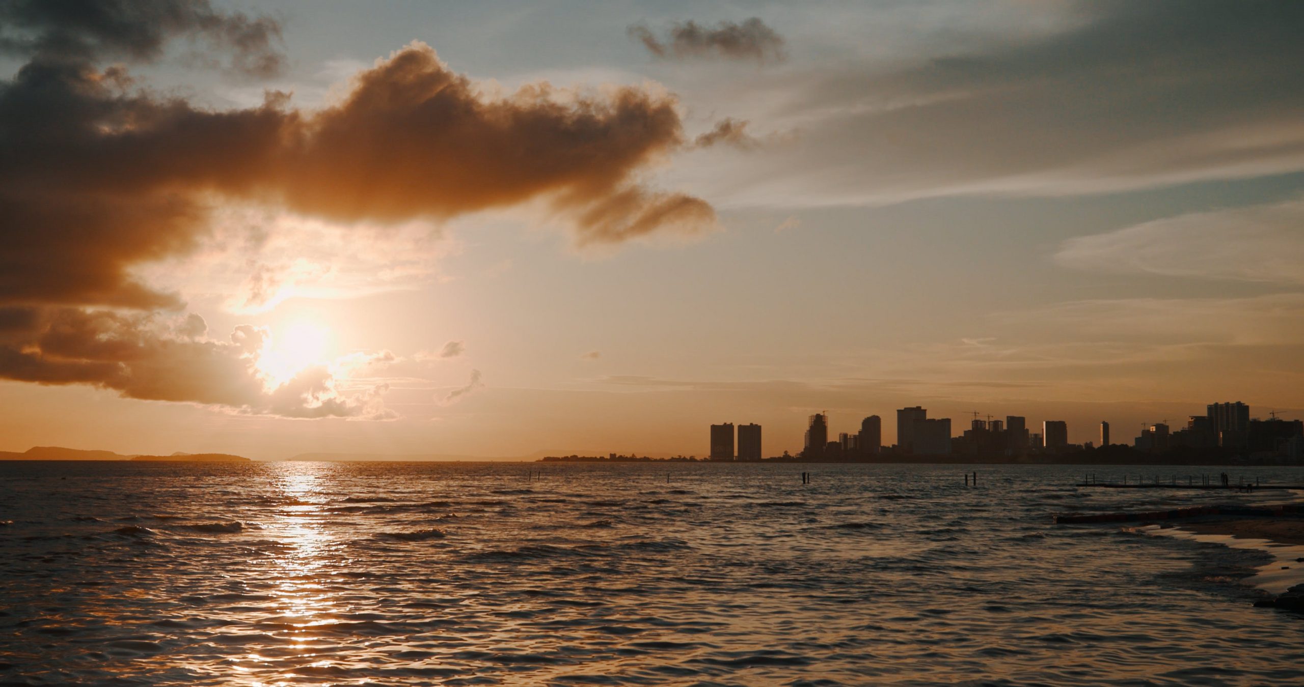 SIhanoukville, sparkling sand and tropical charm.